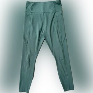 [SOLD] Puma Green Leggings